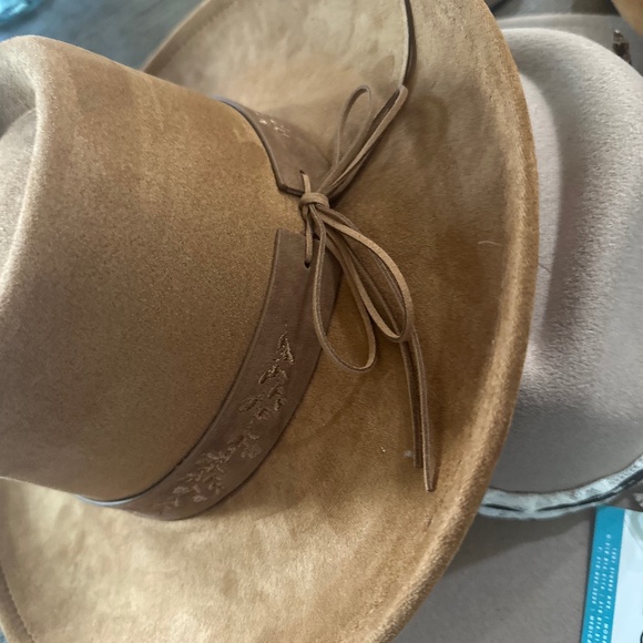 Hat - Picture 1 of 6